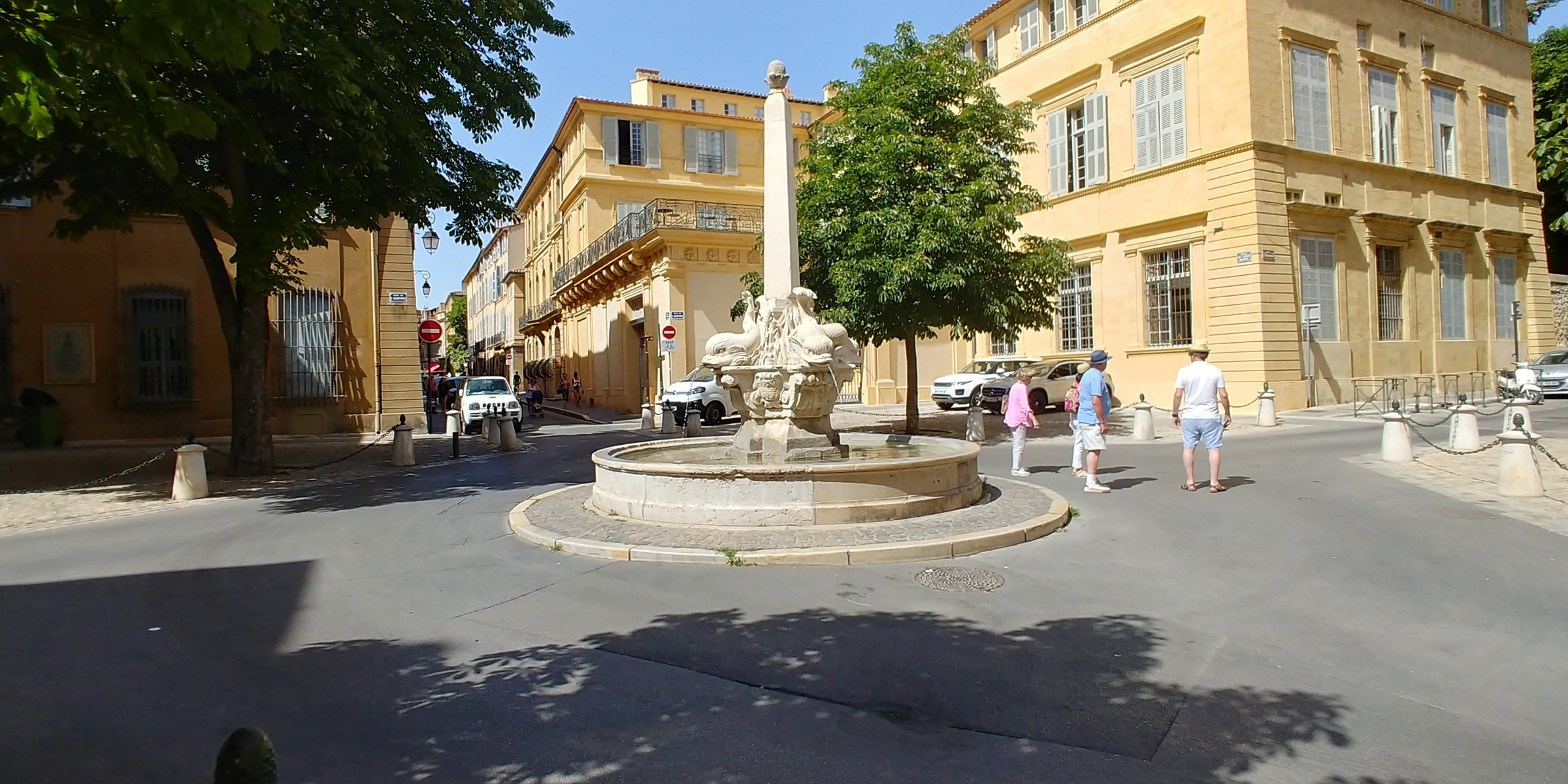 Walking Tour of AixenProvence, France  Photo