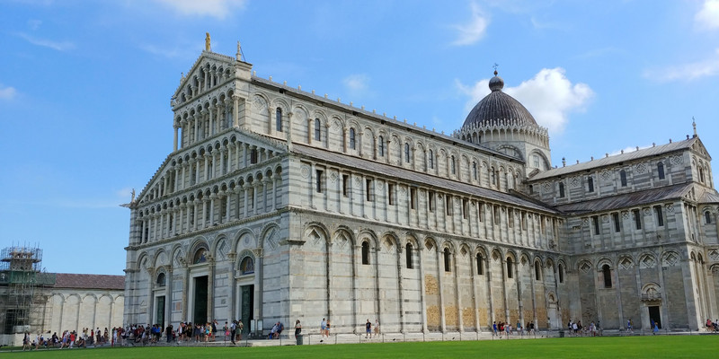 Piazza dei Miracoli – Pisa, Italy