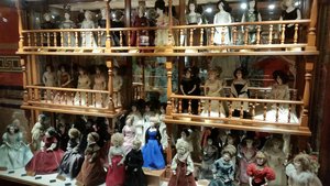 The Collection Of Porcelain Dolls Representing Iowa’s First Ladies