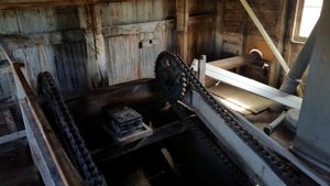 Gigantic “Bicycle-Style Chains” Transferred The Power To The Paddlewheel