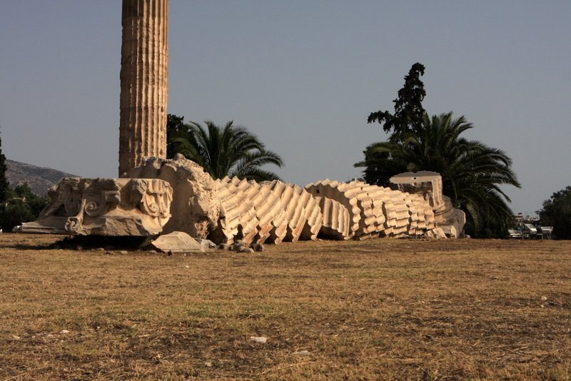 Fallen columns 