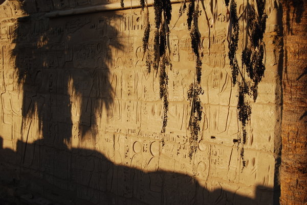 The sun goes down on Karnak