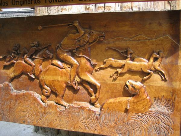 Native Art Carving ( Coyhaique)