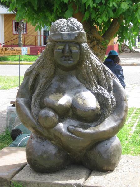 Native Art Statue (Coyhaique)