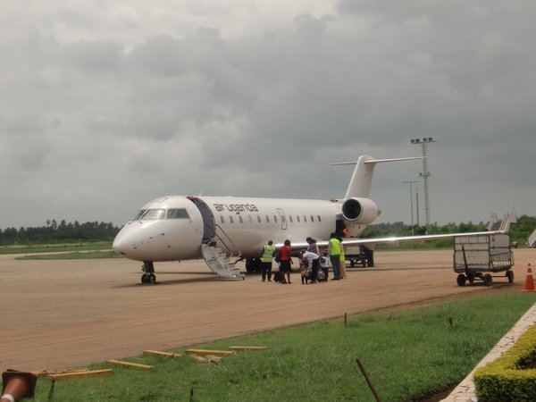 Air Uganda back to Tanzania