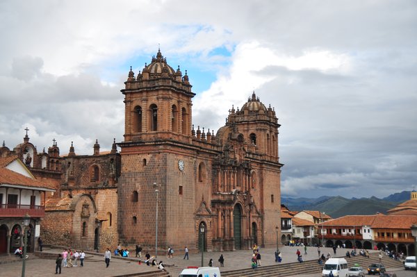 Cathedral, Plaza de Armas