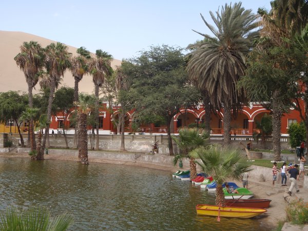 Huacachina oasis