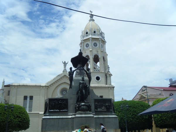 Simon Bolivar plaza