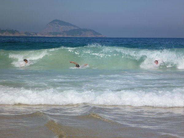 Leblon beach body surfing!