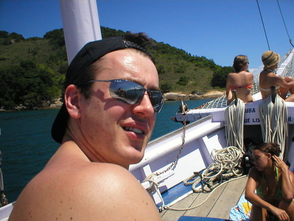 On the scuna - day trip to Lagoa Azul