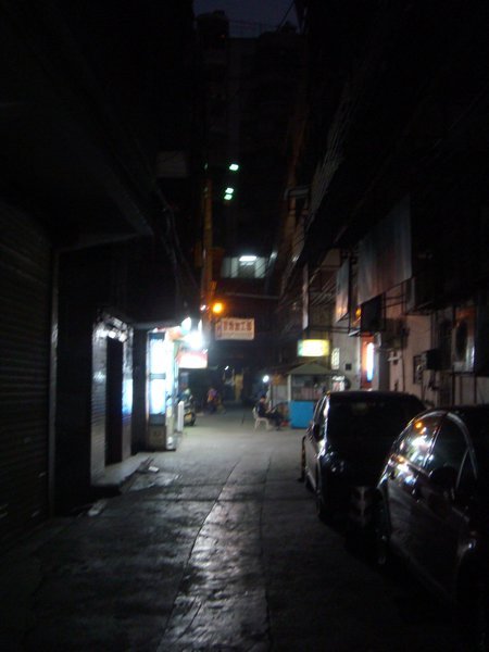 Restaurant alley