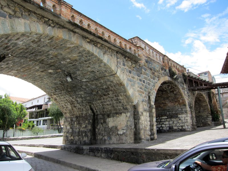 Bridge to nowhere, Cuenca