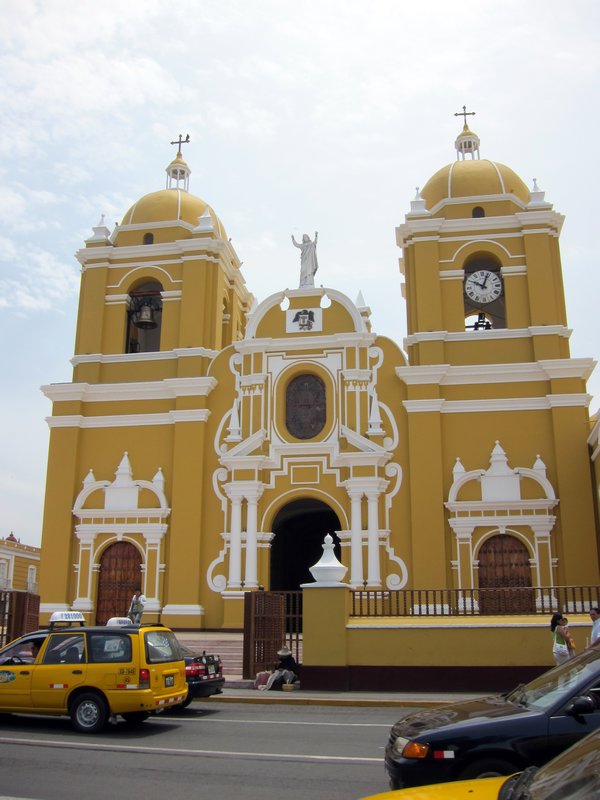 Trujillo Plaza de Armas