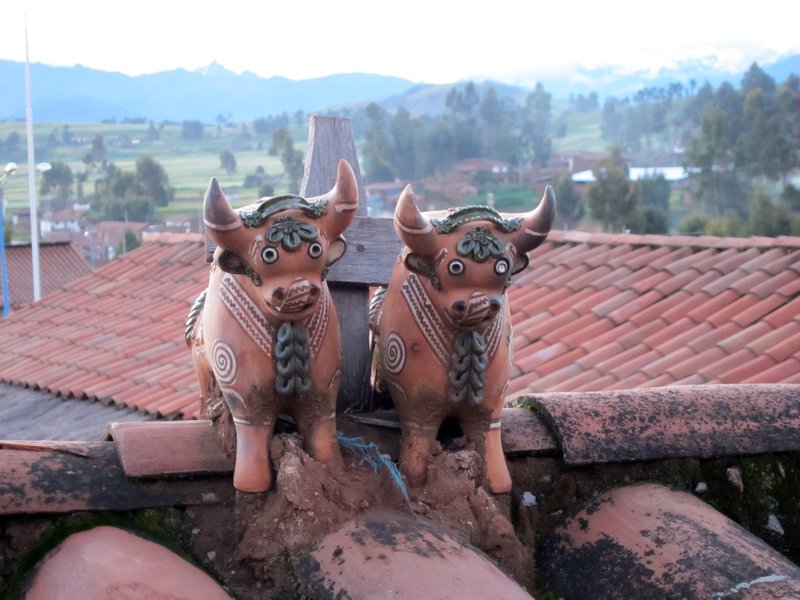 Quechua traditional pair of bulls