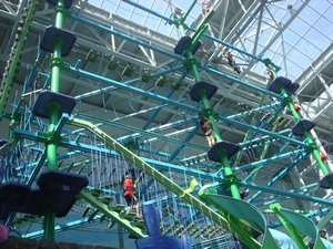 023. Mall of America. Fun green thing in amusementpark