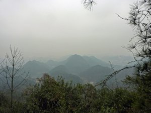 Guiyang Park - in the mist