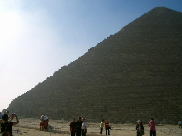 Piramid besar Giza / Great pyramid of Giza