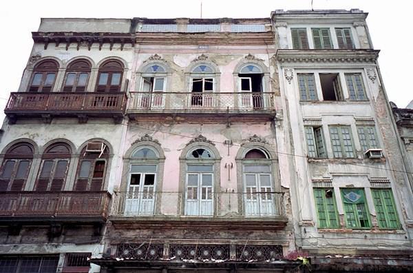 Disheveled Colonial Architecture