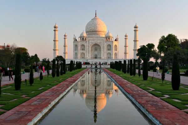 The Taj Mahal at dawn