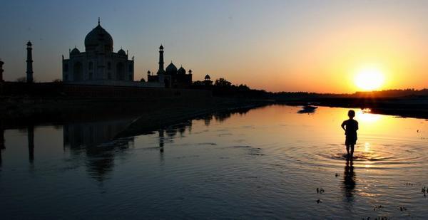 Sunset, the backside, Taj Mahal, 