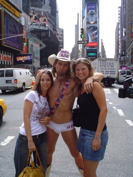 Me & Patzi with the naked cowboy!!