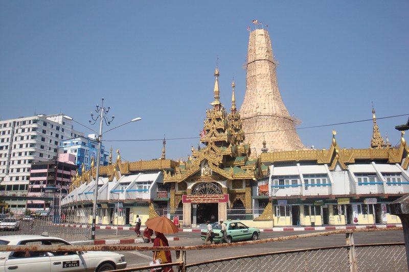 Sule Paya - it's a fancy roundabout temple