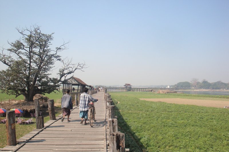 Other side of U-Bein Bridge