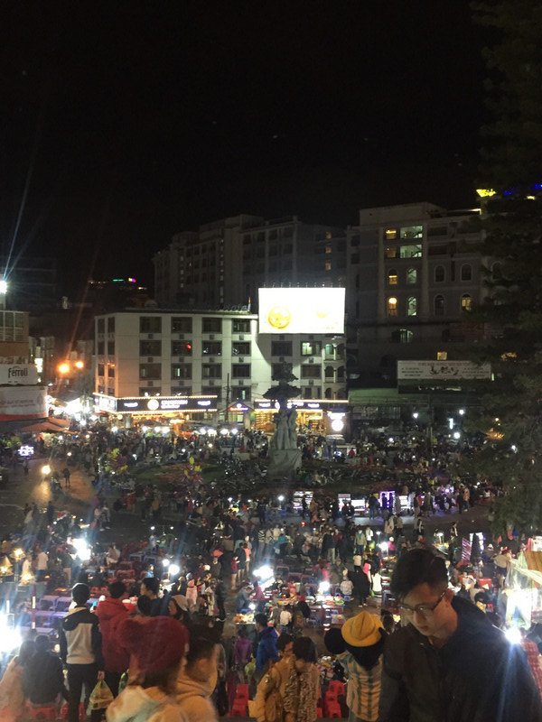 Night market in Da Lat