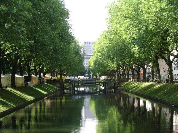 Canal along Königsallee
