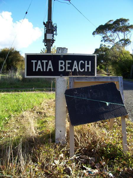 Tata Beach, the pancarte!
