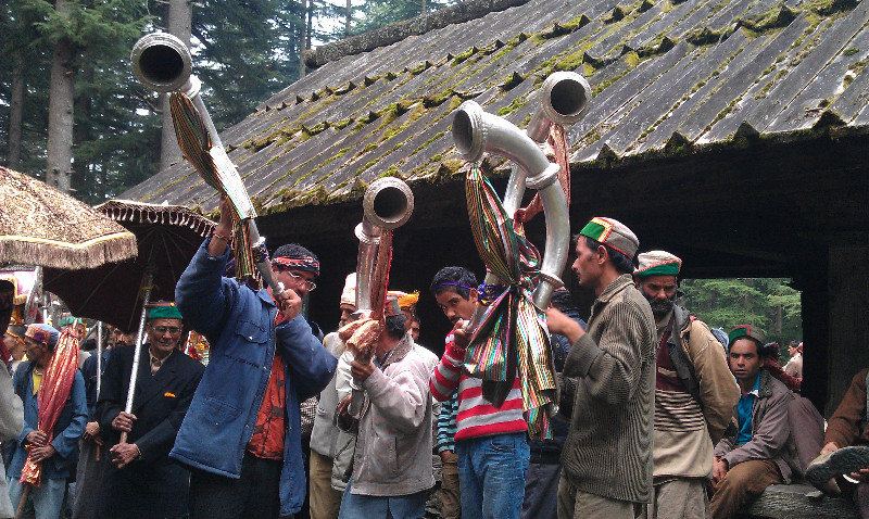 Ceremonial horns