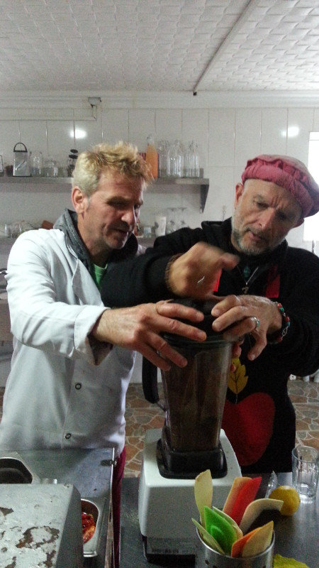 Master chef Mehmet giving blending instruction