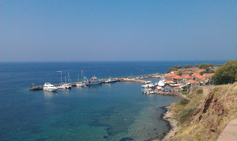 Molymos harbour