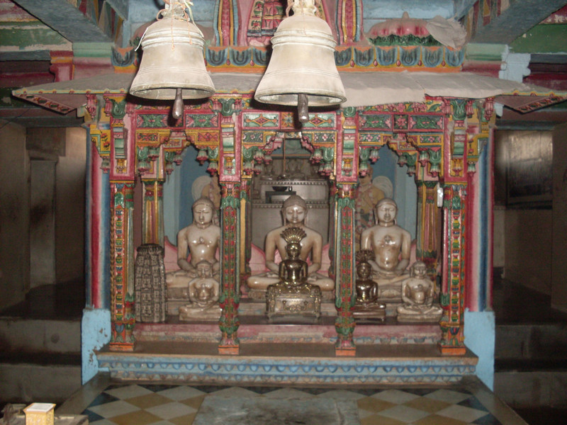 Bundi old Jain temple inside