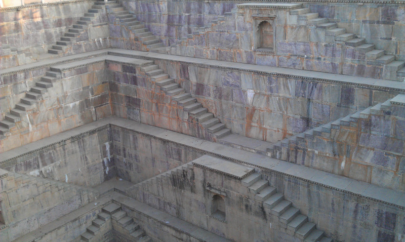 Classic Step well wall