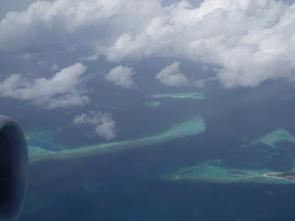 decending to Maldives