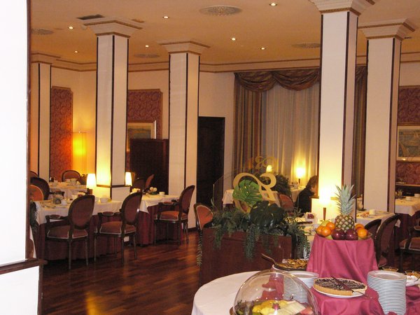 Hotel Ritz Roger LLuria dinning room
