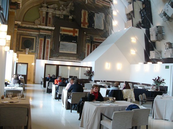 Restaurant of Museu d'Art Contemporani & Centre de Cultura (4)