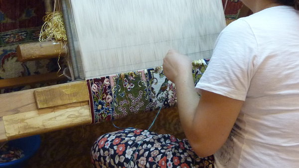 Carpet weaver