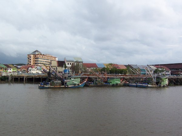 Bateaux de pêche à Kuching