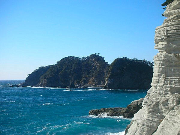 Limestone coast at Dogashima