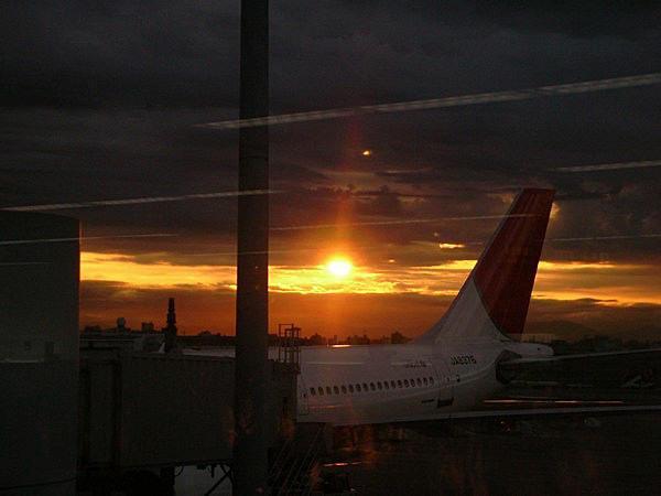 Sunset from Haneda airport