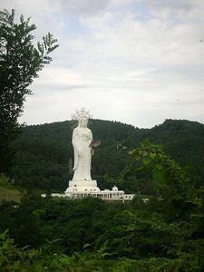 The Unidentified White Statue