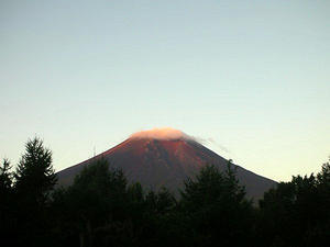 Mt Fuji with the sun just starting to rise.