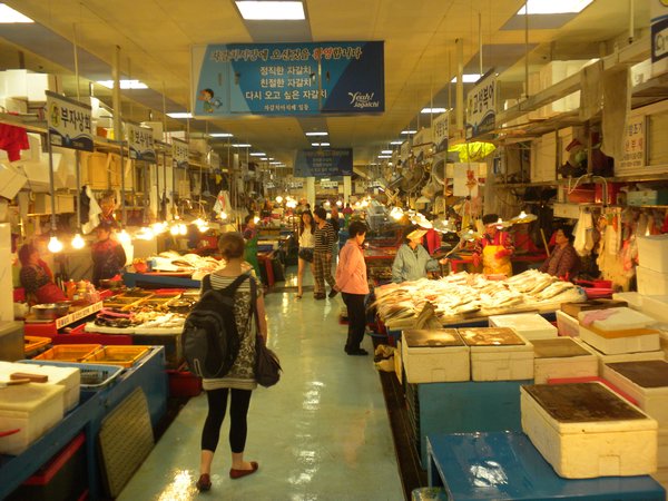 J-Galchi Fish Market
