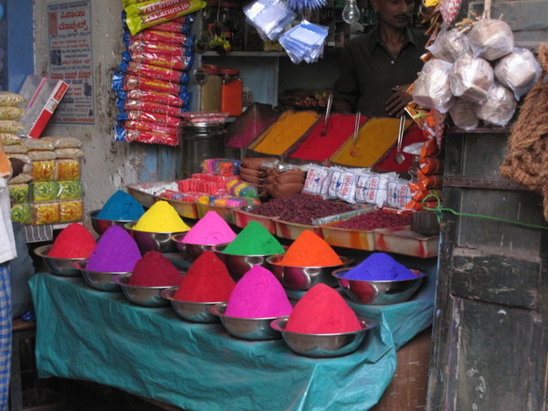 the colourful Mysore market