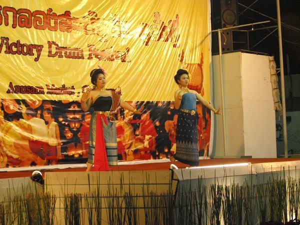 Thai Dancing