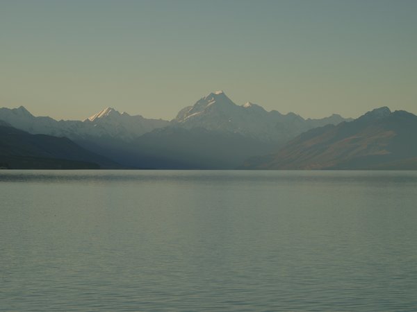 Lake Pukaki View Towards Mts Cook & Tasmen