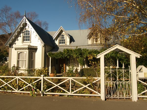 Akaroa House