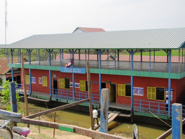 the floating elementary school
